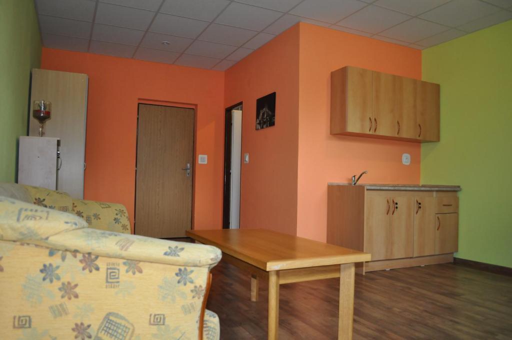 Sport Hotel Ostrov Trencin Exterior photo